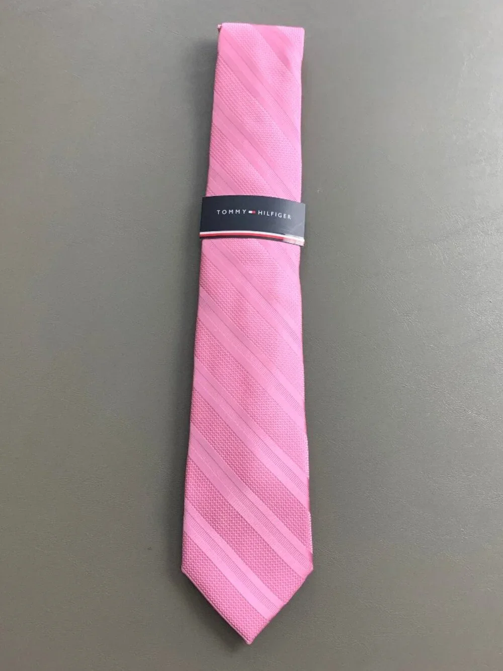 Tommy Hilfiger Men's 3'' Silk Blend Neck Tie, Pink Jace Stripe, One Size